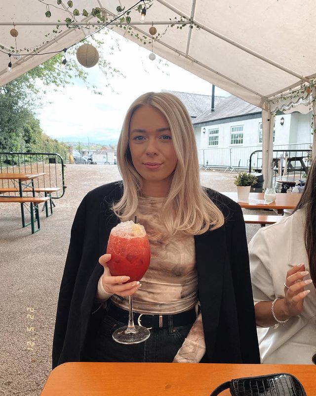 Strawberry cooler cocktails at The Crown and Anchor